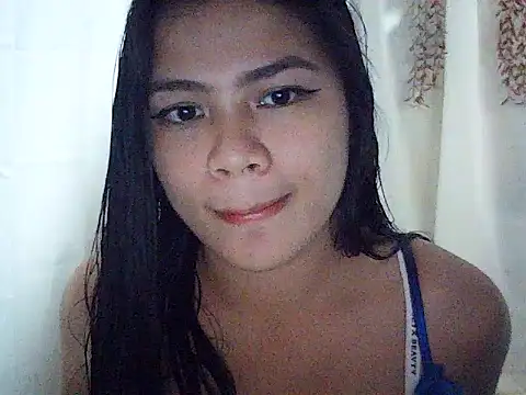 Snapshot of Zachariah_05 chatting on 10.13.25 Zachariah 05 online show from 10.13.25