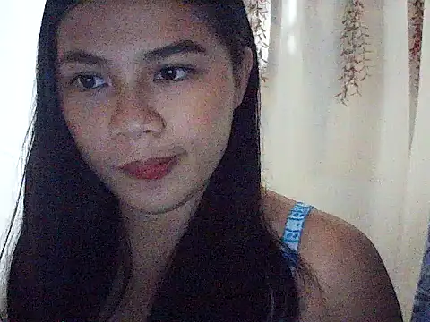 Snapshot of Zachariah_05 chatting on 10.17.25 Zachariah 05 online show from 10.17.25