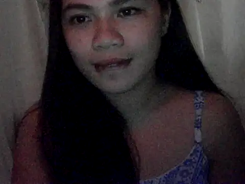 Snapshot of Zachariah_05 chatting on 10.28.25 Zachariah 05 online show from 10.28.25