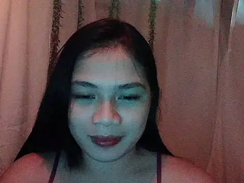 Snapshot of Zachariah_05 chatting on 11.02.25 Zachariah 05 online show from 11.02.25