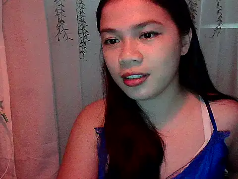 Snapshot of Zachariah_05 chatting on 11.14.25 Zachariah 05 online show from 11.14.25