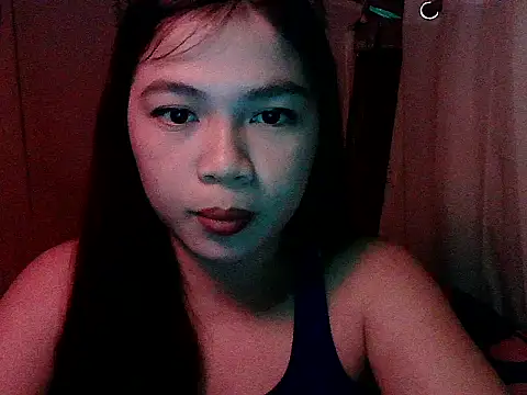 Snapshot of Zachariah_05 chatting on 12.03.25 Zachariah 05 online show from 12.03.25