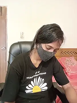 Snapshot of Softecho-03 chatting on 07.17.26 Softecho-03 online show from 07.17.26