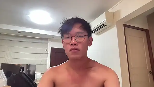 Snapshot of Passionatetwink2 chatting on 07.19.26 Passionatetwink2 online show from 07.19.26