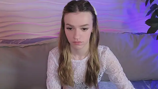 E l i z e  online show from 06.19.26