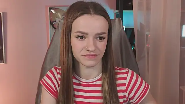 E l i z e  online show from 06.25.26