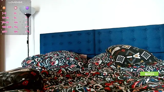 Snapshot of MariaHoward chatting on 09.19.25 MariaHoward online show from 09.19.25