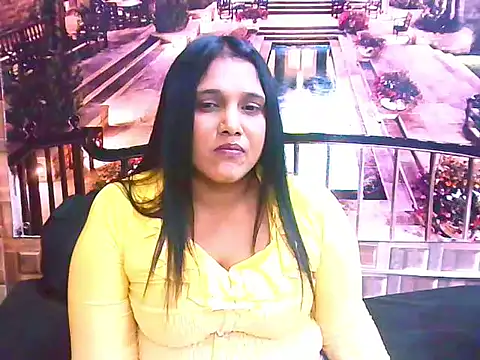 Snapshot of IndianSexyLady4u chatting on 10.21.25 IndianSexyLady4u online show from 10.21.25