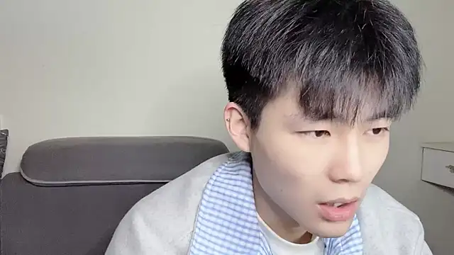 xiaoyang5200 online show from 11.21.25