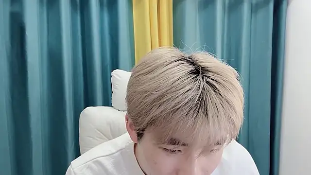 xiaoyang5200 online show from 02.25.26