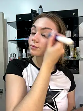 LunaMillie online show from 10.21.25