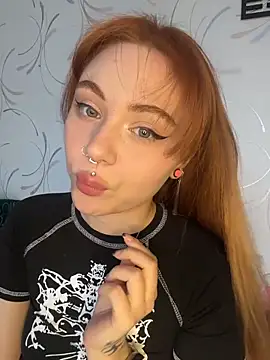 LunaMillie online show from 03.16.26