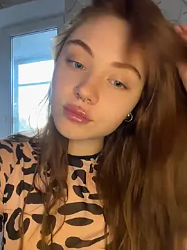 Snapshot of LunaMillie chatting on 05.30.26 LunaMillie online show from 05.30.26