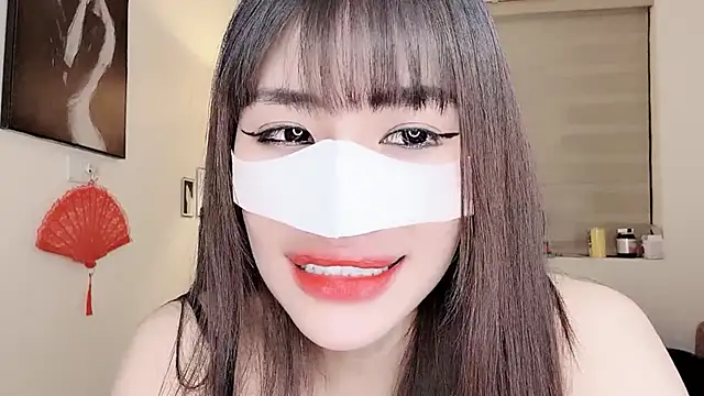 MaiLiiil online show from 10.09.25