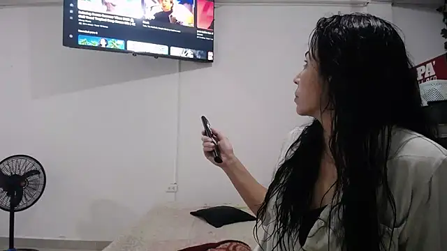 yohacriss online show from 09.18.25