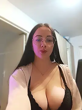 IvyClouds online show from 06.12.26