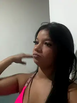 Snapshot of lola_bn chatting on 10.09.25 lola bn online show from 10.09.25