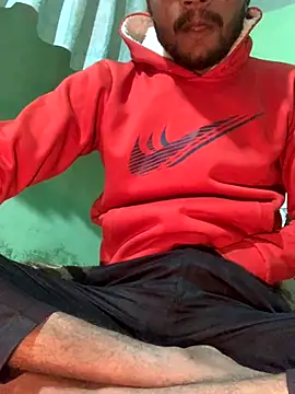 Snapshot of uniquesexyboy5689 chatting on 11.28.25 uniquesexyboy5689 online show from 11.28.25