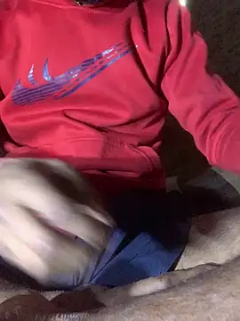 Snapshot of uniquesexyboy5689 chatting on 12.14.25 uniquesexyboy5689 online show from 12.14.25