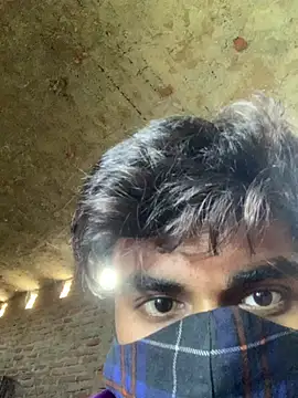 Snapshot of uniquesexyboy5689 chatting on 03.12.26 uniquesexyboy5689 online show from 03.12.26