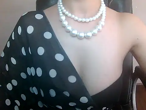 akankshapuri online show from 10.01.25