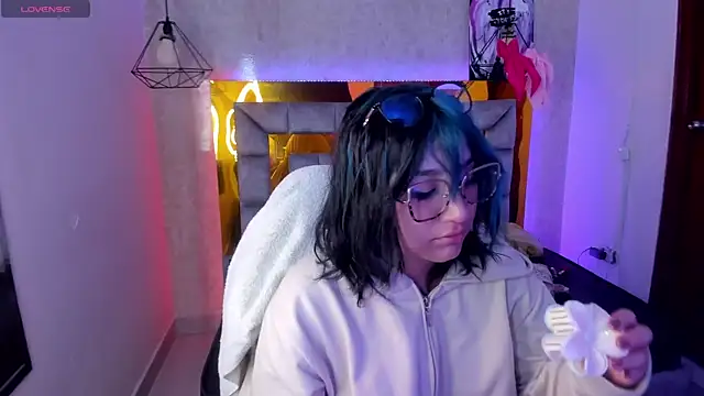 Snapshot of sophiievv chatting on 02.24.26 sophiievv online show from 02.24.26