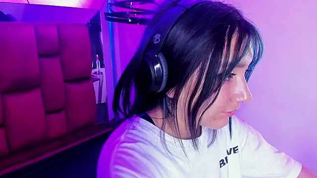 sophiievv online show from 04.30.26