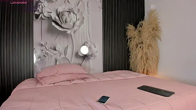 CandyMason  online show from 04.30.26