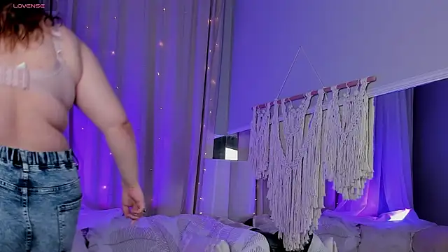 Snapshot of Alissa_S chatting on 12.03.24 Alissa S online show from 12.03.24