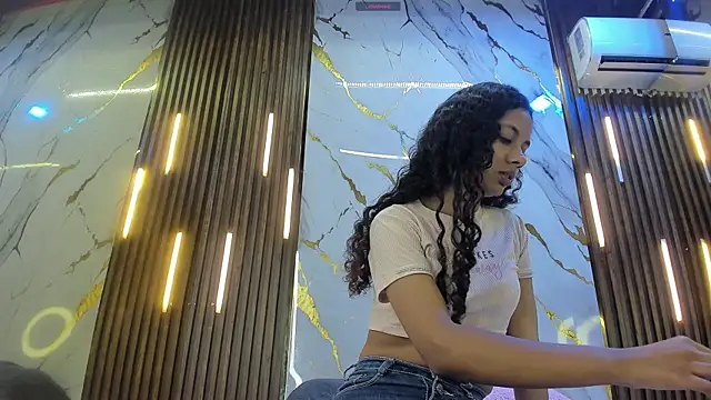 VictoriaDuart online show from 11.27.25