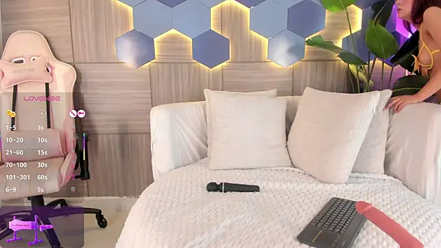 MilaGrace1 online show from 05.02.26