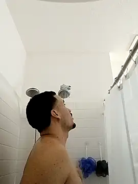 Snapshot of Jadriel23 chatting on 10.08.25 Jadriel23 online show from 10.08.25