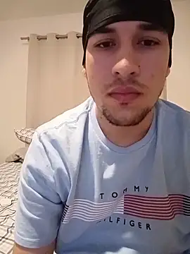 Jadriel23 online show from 12.19.25