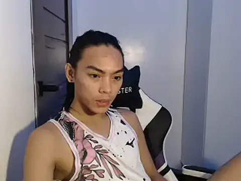 Snapshot of Bad_angelxx chatting on 09.17.25 Bad angelxx online show from 09.17.25