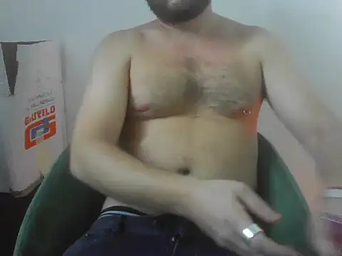 Snapshot of blondi4 chatting on 12.14.25 blondi4 online show from 12.14.25