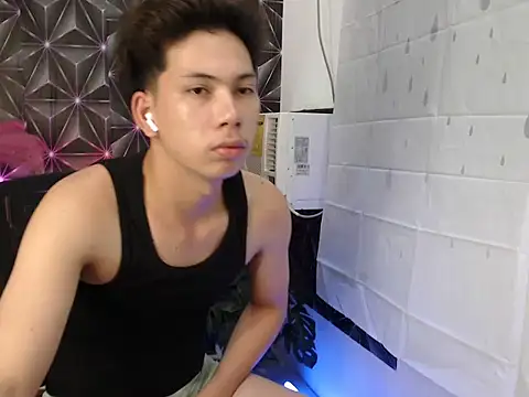 Snapshot of ursweet_jade chatting on 09.19.25 ursweet jade online show from 09.19.25