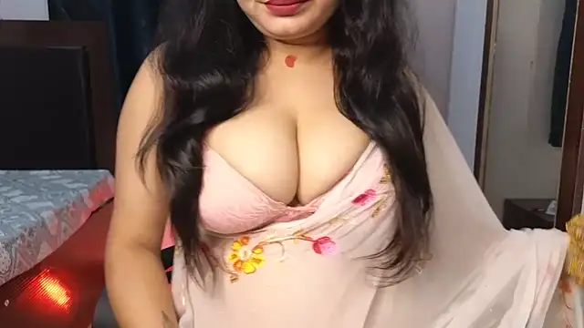 Snapshot of mansi201 chatting on 10.12.25 mansi201 online show from 10.12.25