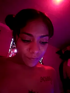 Snapshot of mamasitapetite chatting on 11.09.25 mamasitapetite online show from 11.09.25