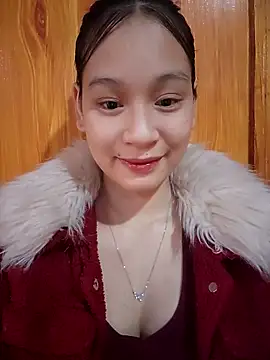 Snapshot of ChiecumBae chatting on 11.02.25 ChiecumBae online show from 11.02.25