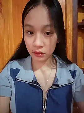 Snapshot of ChiecumBae chatting on 11.05.25 ChiecumBae online show from 11.05.25