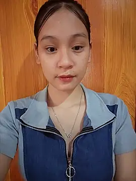 Snapshot of ChiecumBae chatting on 11.06.25 ChiecumBae online show from 11.06.25