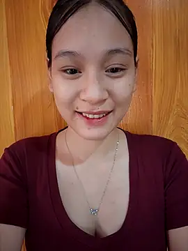 Snapshot of ChiecumBae chatting on 11.07.25 ChiecumBae online show from 11.07.25