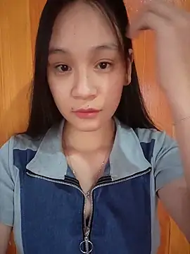 Snapshot of ChiecumBae chatting on 11.12.25 ChiecumBae online show from 11.12.25