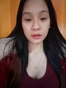 Snapshot of ChiecumBae chatting on 11.13.25 ChiecumBae online show from 11.13.25