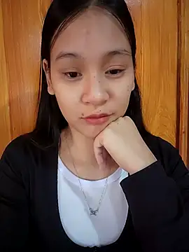 Snapshot of ChiecumBae chatting on 11.14.25 ChiecumBae online show from 11.14.25