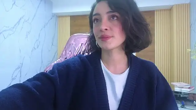 sara lopez s online show from 05.10.26