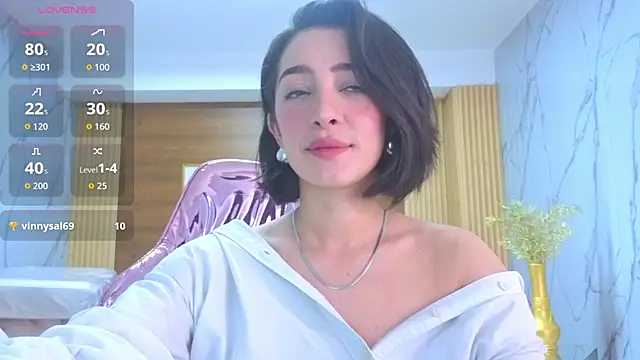 Snapshot of sara_lopez_s chatting on 07.27.26 sara lopez s online show from 07.27.26