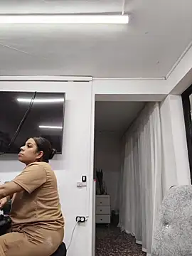 GabyMontenegro online show from 05.15.26