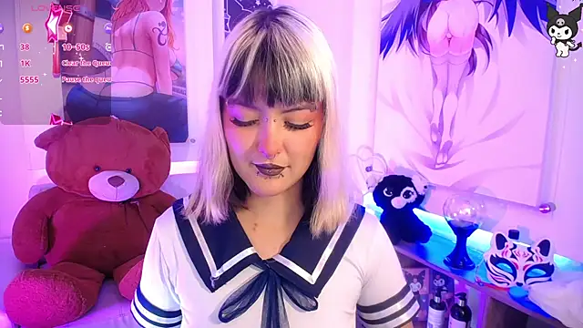 Snapshot of lil_candy77 chatting on 11.04.25 lil candy77 online show from 11.04.25