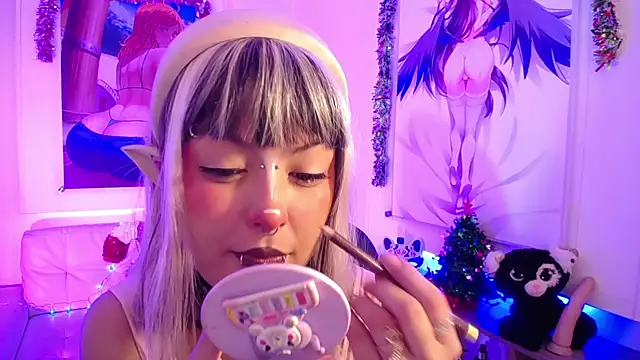 Snapshot of lil_candy77 chatting on 11.26.25 lil candy77 online show from 11.26.25